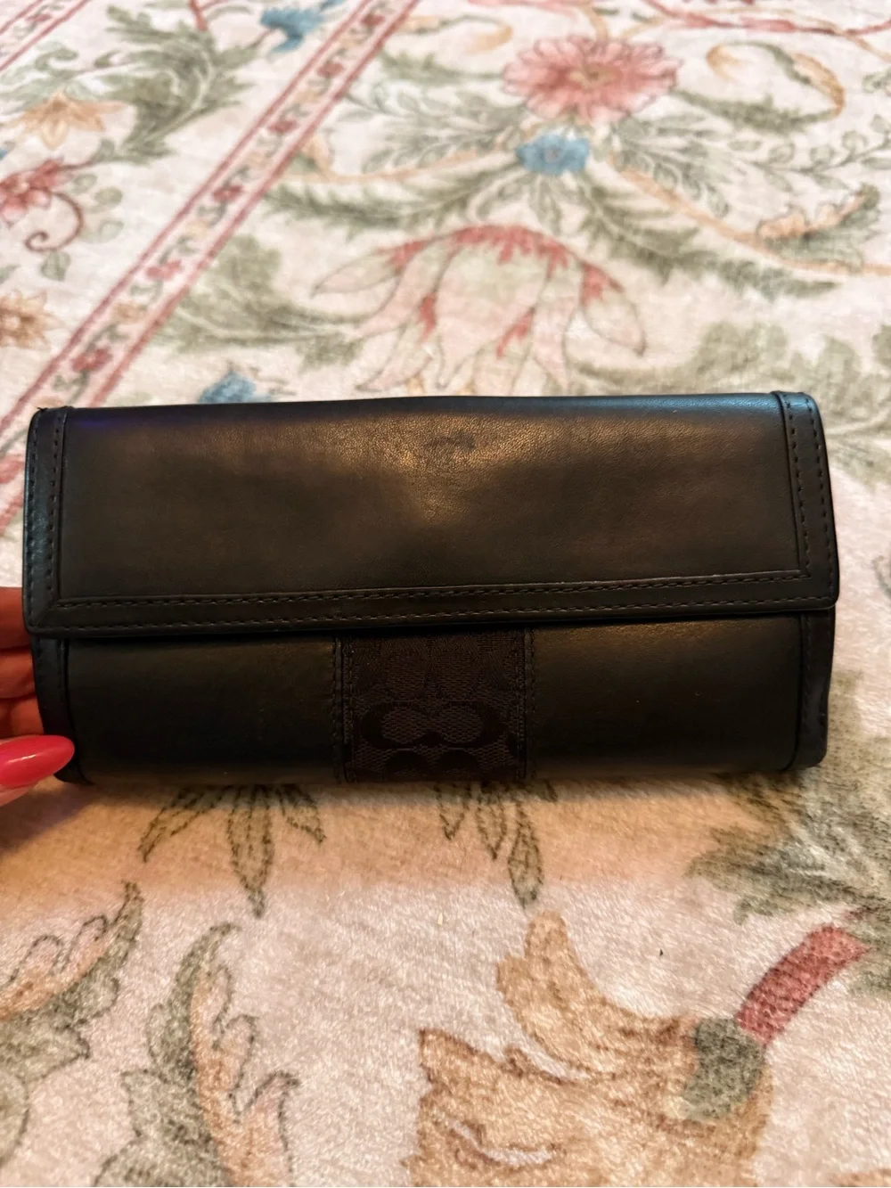Coach Vintage Y2K Hamptons Signature Trifold Wallet – Excellent Used Condition